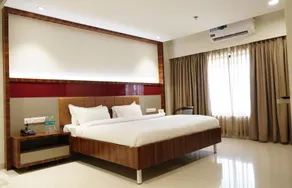 HOTEL CRYSTAL CROWN - Room
