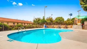 Best Western Statesville Inn - Piscine