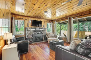 Walk to Winery: Cozy Cabin w/ Fire Pit in Murphys - Interiør