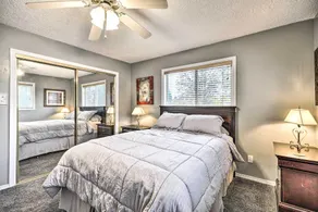 Vancouver Home w/ Hot Tub < 15 Mi to Portland! - Rum