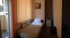 Bon Bon Hotel - Room