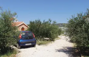 Acomodação de 3 quartos em Bibinje - Casa de banho