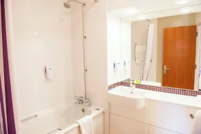 Premier Inn Preston North - Baño
