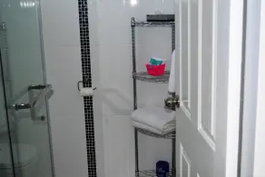 Alabaster Motor Inn - Bathroom