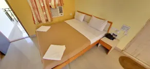 Gir Jungle Lodge - Room