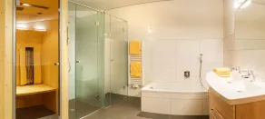 Brunner Apartments - Bad