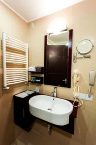 Crystal Hotel & SPA - Bathroom