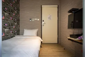 The Cole Hotel - Room