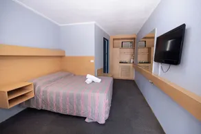 Windsor Heritage Motel - Room