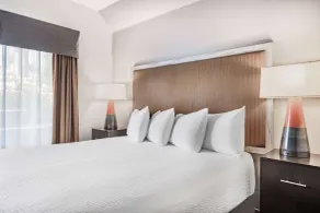 Ramada by Wyndham Bakersfield - Habitación