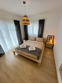 Welcome to Our Luxurious 1-bedroom Private Residence With a Special Patio - Room