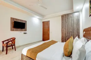 Mauryan Elite Hotel Qutab Minar Metro Station - Quarto
