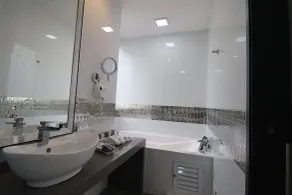 Luma Plaza Hotel - Chambre