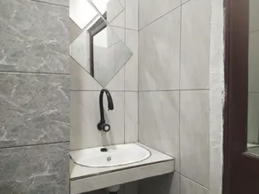 Hotel O Guest House Maria - Bathroom