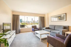 Holiday Inn Sydney Potts Point - Room