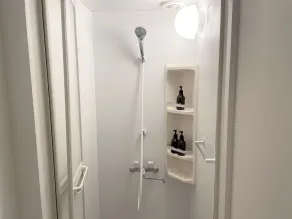 Glamping Tokyo Asakusa - Bathroom