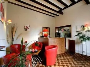 Auberge de l'Ombrée - Coin salon dans le hall