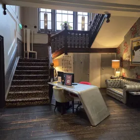 Oddfellows Chester Hotel & Apartments - Recepción
