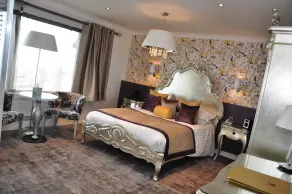 Banff Springs Hotel - Room