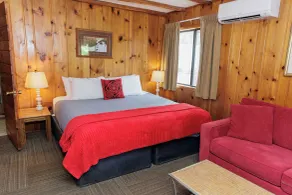 Foot of the Mountain Motel - Rum