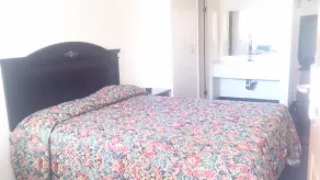 Budget Inn - Vue de la chambre