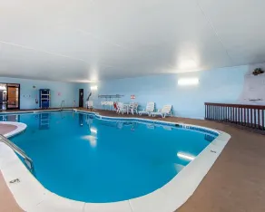 Quality Inn Maysville - Piscina