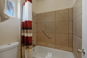 Red Roof Inn Needles - Salle de bain