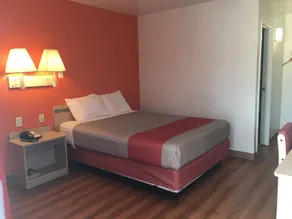 Motel 6-Lufkin, TX - Chambre
