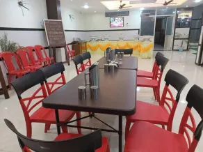 Hotel Shree Rajrajeshwar Palace - Restaurant