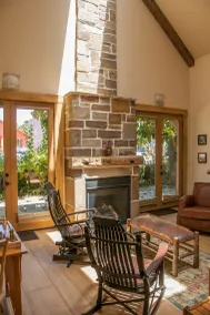 The Squibb Houses - Lobby sitting area