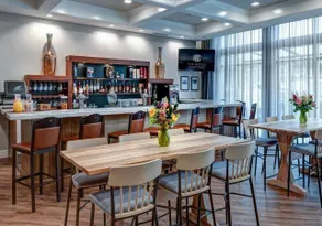 The Hotel Concord - Restaurant