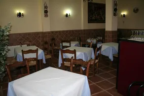 Apartamentos Sierra del Hacho - Restaurant
