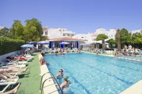 Llevant - Piscina