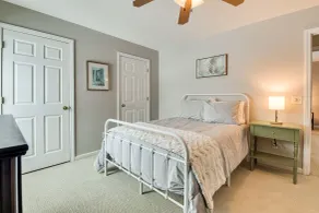 Spacious Family Home w/ Deck & Yard: 5 Mi to Stowe - Rom