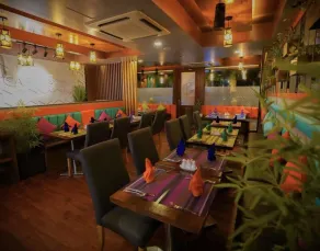 Beehive Central - Restaurant