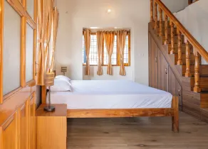 Sundew N Lake Homestay - Rom