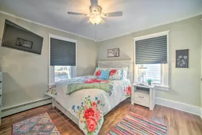 Family-Friendly Glens Falls Home w/ Sun Porch - Interiør