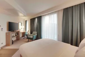 Hampton by Hilton Stuttgart City Centre - Room