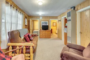 South Twin Lake Cabin w/ Seasonal Dock & Slip! - Innenbereich