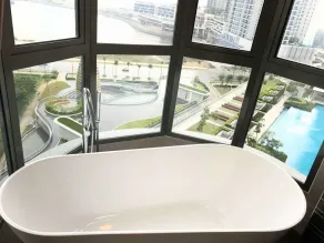 Teega Suites Studio by Luxecocoo CK Puteri Harbour - Badezimmer