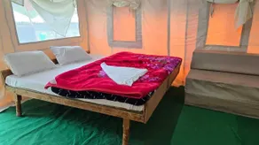 Ibex Camps - Camera