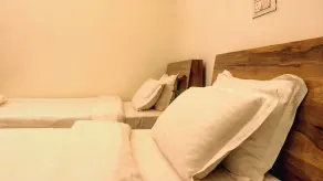 Meadowlark - Room