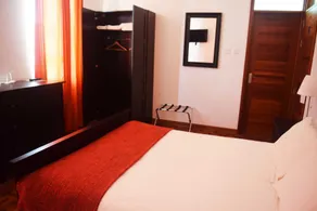 Greenpark Sundowner Hotel - Room