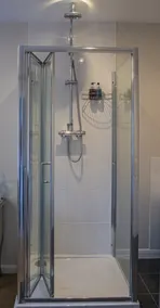 Five Bells Wickham - Bathroom