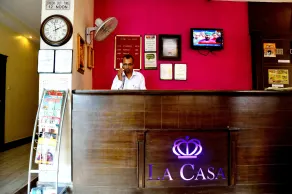 La Casa - Reception