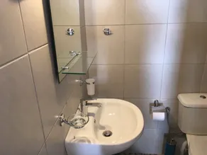  Aphrodites Apartments - Banheiro