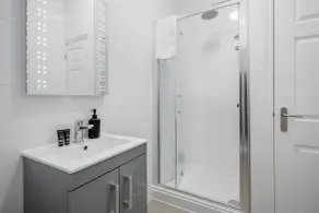 1 Bedroom Apartment With Wifi and Parking - Baño