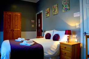 The Mumbles Carlton Hotel - Room