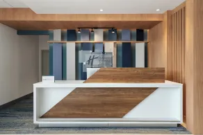 Holiday Inn Express & Suites Miami Intl Airport - 36th St by IHG - Reception