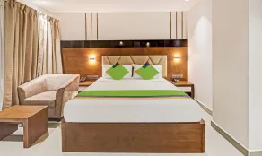 Treebo Emora Grand - Near Bangalore Airport - Rom